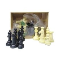 FICHAS PLASTICAS AJEDREZ FOURNIER // 5812